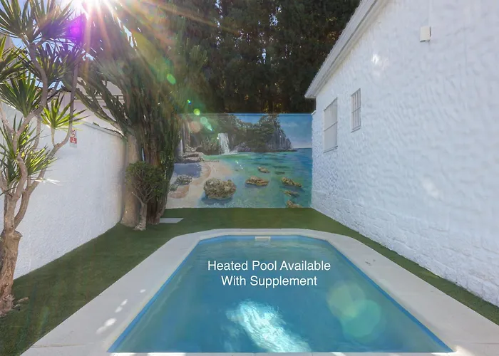 Isabel By Seric, 15' Walking To The *